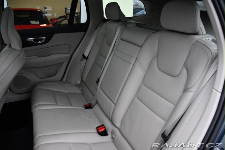 Volvo V60 D4 CROSS COUNTRY AWD PANO 2019