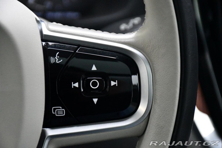 Volvo V60 D4 CROSS COUNTRY AWD PANO 2019