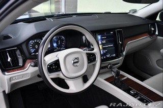 Volvo V60 D4 CROSS COUNTRY AWD PANO 2019