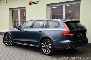 Volvo V60 D4 CROSS COUNTRY AWD PANO 2019
