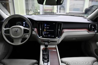 Volvo V60 D4 CROSS COUNTRY AWD PANO 2019