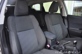 Toyota Auris 1,6I ČR KEYLESS 2xKOLA KA 2013