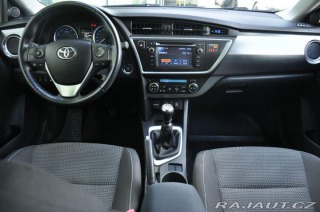 Toyota Auris 1,6I ČR KEYLESS 2xKOLA KA 2013