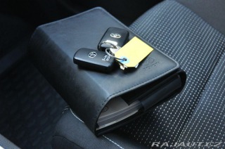 Toyota Auris 1,6I ČR KEYLESS 2xKOLA KA 2013