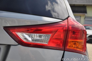 Toyota Auris 1,6I ČR KEYLESS 2xKOLA KA 2013