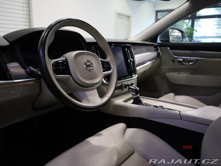 Volvo V90 D5 Momentum 173 kW AWD 2018