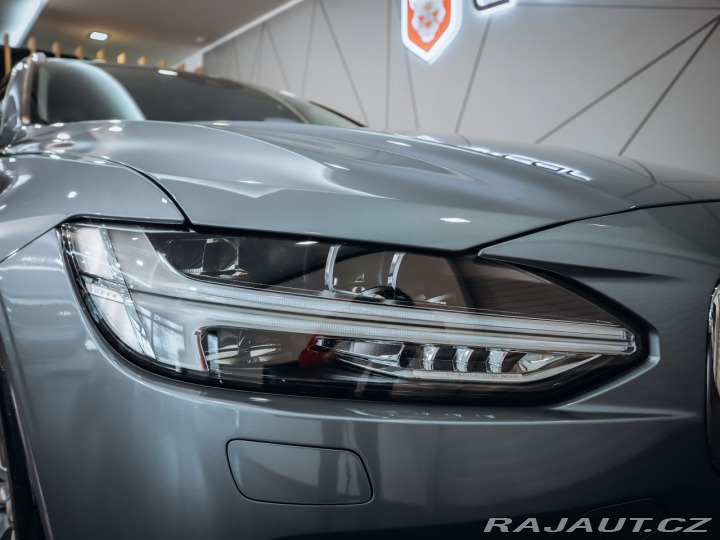Volvo V90 D5 Momentum 173 kW AWD 2018