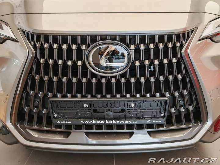 Lexus Ostatní modely NX 450h plus Executive TOP 450H 2024