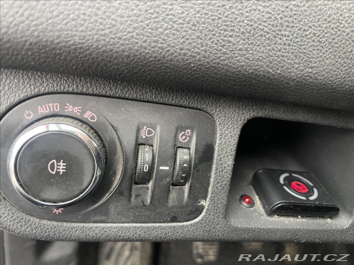 Opel Meriva 1,4 i 88kw LPG COSMO Tažn 2017