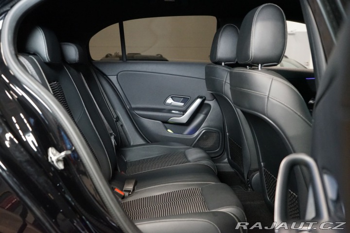 Mercedes-Benz A 180d*LED*ZÁRUKA*CAMERA* 2021