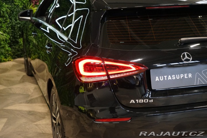 Mercedes-Benz A 180d*LED*ZÁRUKA*CAMERA* 2021