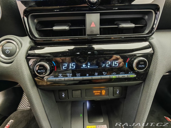 Toyota Yaris Cross 1.5 Hybrid GR SPORT + Tec 2025