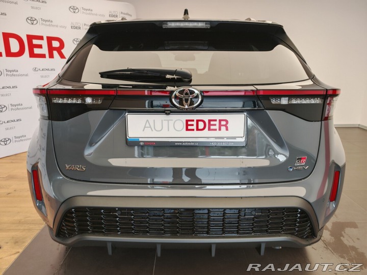 Toyota Yaris Cross 1.5 Hybrid GR SPORT + Tec 2025