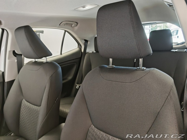 Toyota Yaris Cross 1.5 TNGA HEV Comfort 4x2 2025