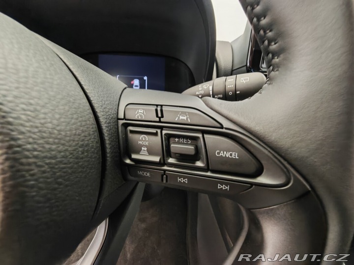 Toyota Yaris Cross 1.5 TNGA HEV Comfort 4x2 2025