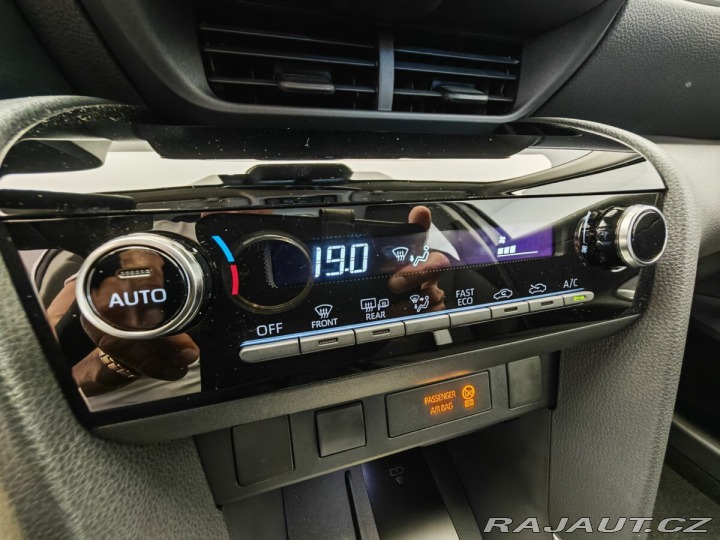 Toyota Yaris Cross 1.5 TNGA HEV Comfort 4x2 2025