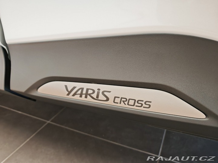 Toyota Yaris Cross 1.5 TNGA HEV Comfort 4x2 2025