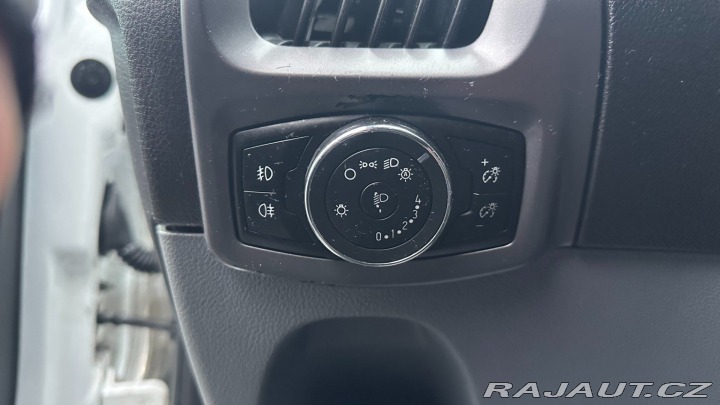 Ford Transit Custom 2.2TDCI 92kW REZERVOVANO 2015