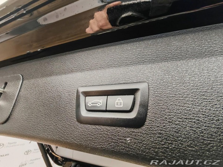 BMW X1 sDrive18d 110kw 2019