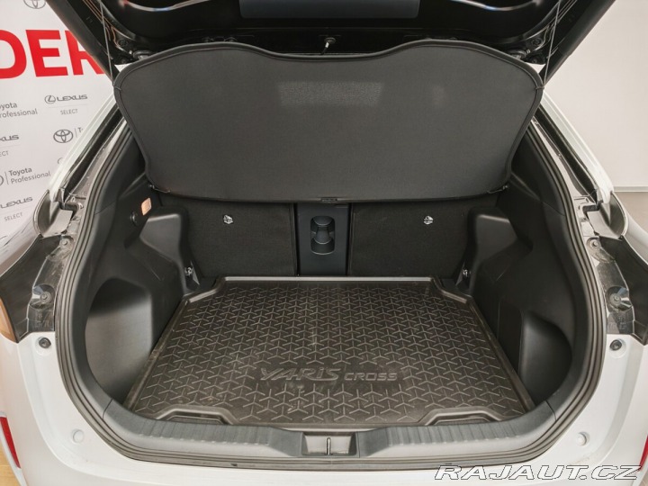 Toyota Yaris 1.5 Hybrid130 eCVT AWD Pr 2025