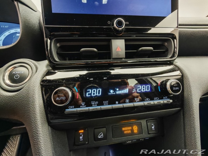 Toyota Yaris 1.5 Hybrid130 eCVT AWD Pr 2025