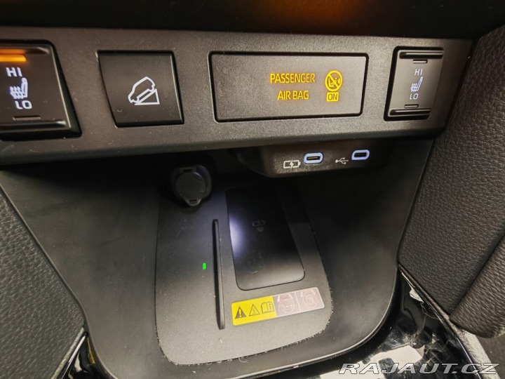 Toyota Yaris 1.5 Hybrid130 eCVT AWD Pr 2025