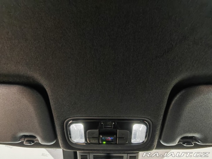 Toyota Yaris 1.5 Hybrid130 eCVT AWD Pr 2025