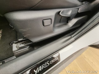 Toyota Yaris 1.5 Hybrid130 eCVT AWD Pr 2025