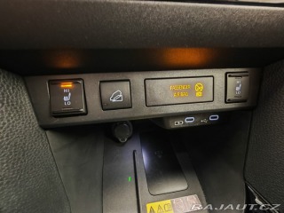 Toyota Yaris 1.5 Hybrid130 eCVT AWD Pr 2025