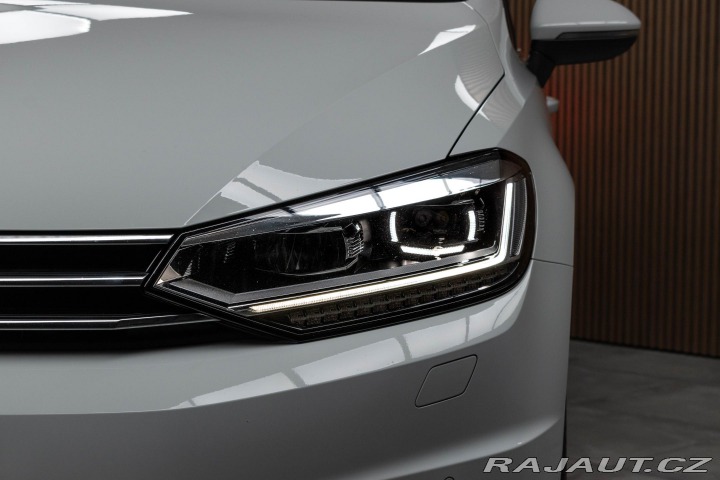 Volkswagen Touran 2.0 TDI HIGHLINE*TAŽNÉ*ČR 2021