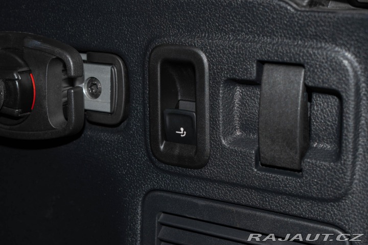 Volkswagen Touran 2.0 TDI HIGHLINE*TAŽNÉ*ČR 2021