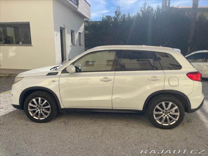Suzuki Vitara 1,6 DDiS 88kw 4X4 Tažné, 2015