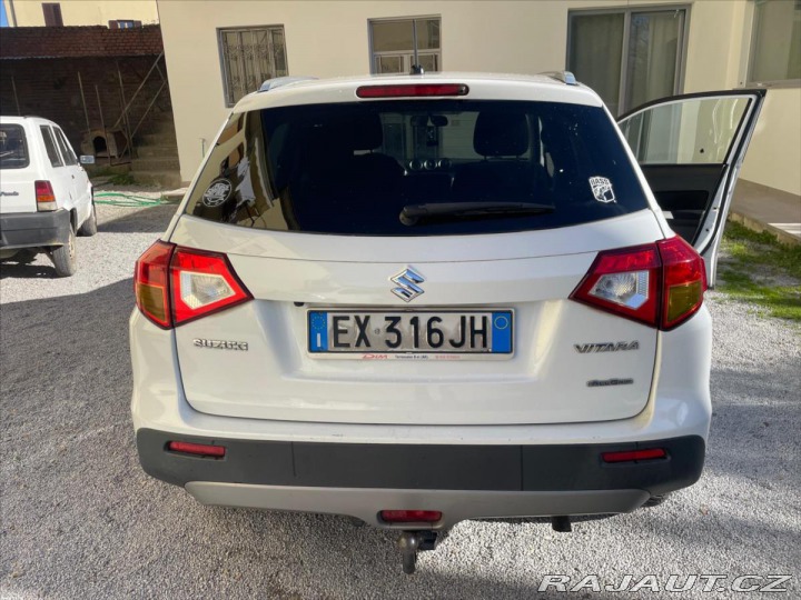 Suzuki Vitara 1,6 DDiS 88kw 4X4 Tažné, 2015