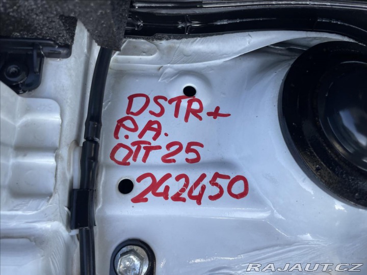 Suzuki Vitara 1,6 DDiS 88kw 4X4 Tažné, 2015