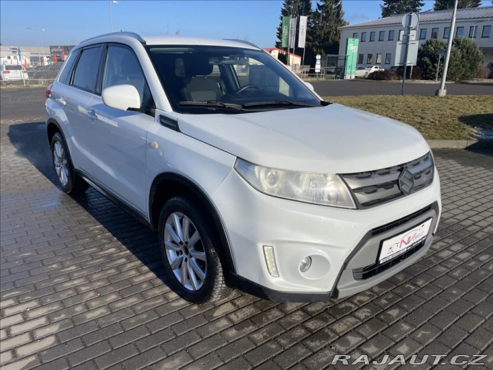 Suzuki Vitara 1,6 DDiS 88kw 4X4 Tažné, 2015
