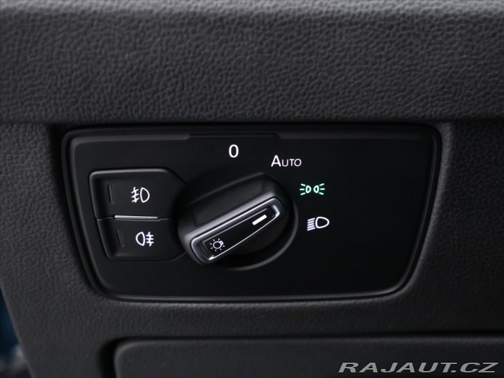 Volkswagen Passat 2,0 TDI 110kW DSG Matrix 2022