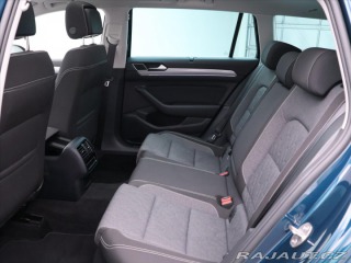 Volkswagen Passat 2,0 TDI 110kW DSG Matrix 2022