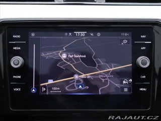 Volkswagen Passat 2,0 TDI 110kW DSG Matrix 2022