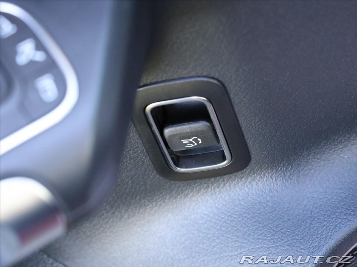 Mercedes-Benz GLB 2,0 200d 4Matic AMG Premi 2025