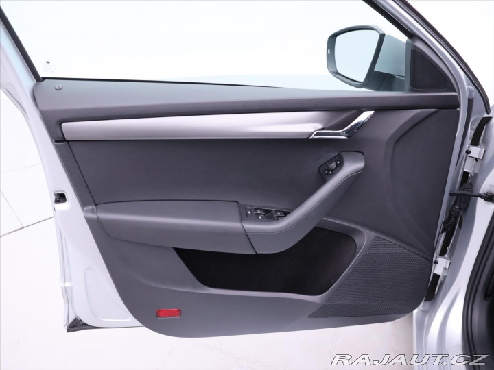 Škoda Octavia 1,6 TDI 81kW DSG JOY Aut. 2016