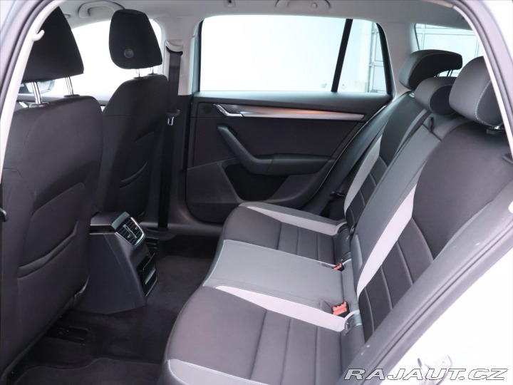 Škoda Octavia 1,6 TDI 81kW DSG JOY Aut. 2016