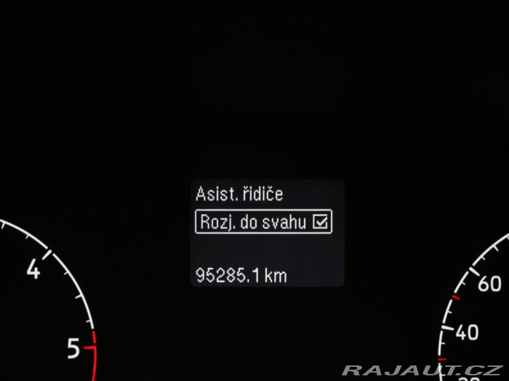 Ford Transit Custom 2,0 TDCi L2 6míst TAŽNÉ 9 2019