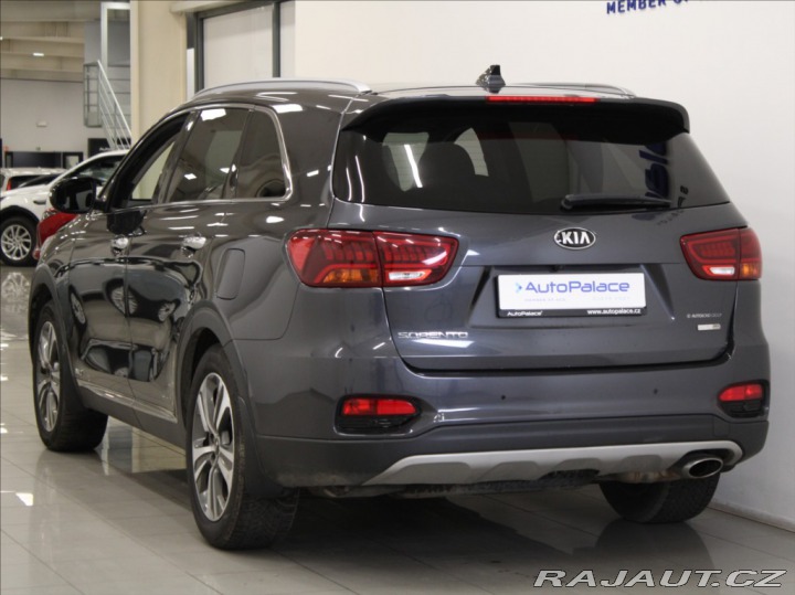 Kia Sorento 2,2 CRDi 4x4 MT Premium 7 2019