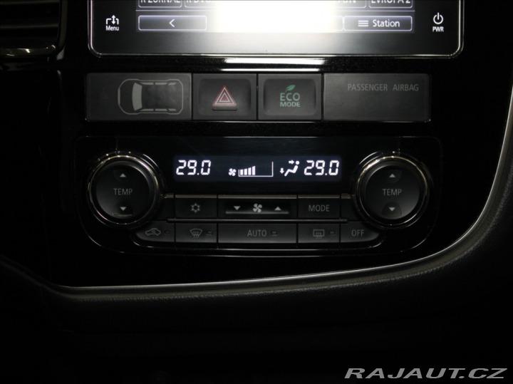 Mitsubishi Outlander 2,0 MIVEC Intense LPG Taž 2017