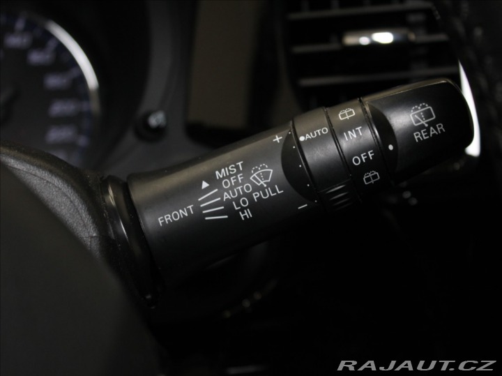 Mitsubishi Outlander 2,0 MIVEC Intense LPG Taž 2017