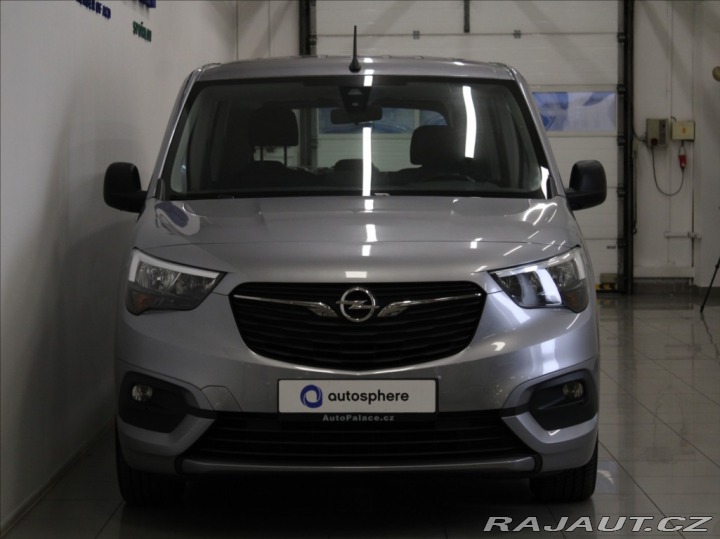 Opel Combo 1,2 Turbo 81kW Life XL 7- 2021