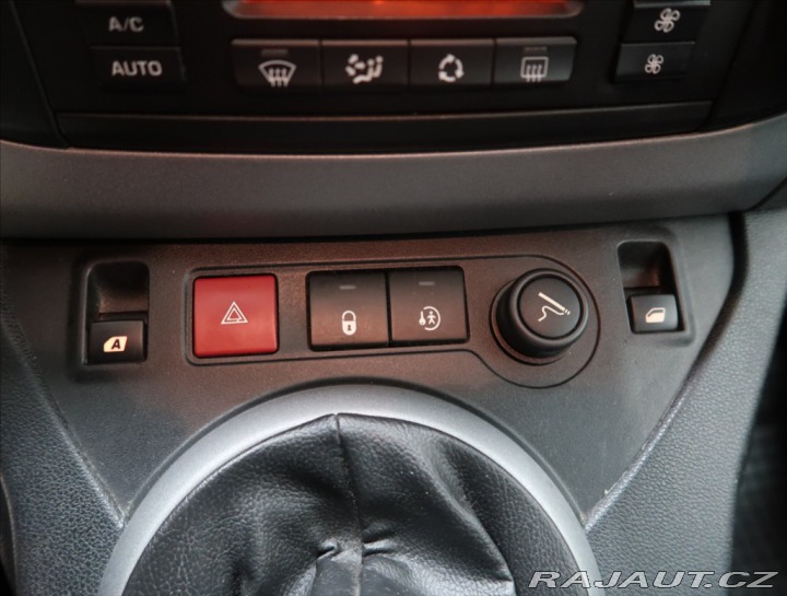 Citroën Berlingo 1,6 HDI ČR 7-MÍST 2015