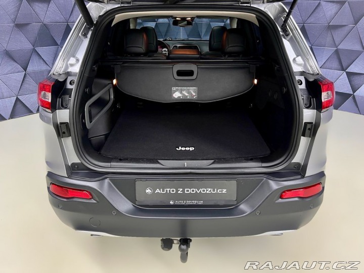 Jeep Cherokee 2.0 MJT AWD, TAŽNÉ 2014
