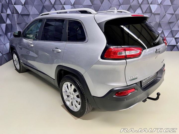 Jeep Cherokee 2.0 MJT AWD, TAŽNÉ 2014