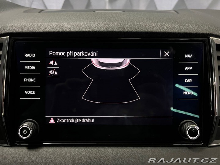 Škoda Karoq 1.5 TSI DSG STYLE, EL. TA 2022